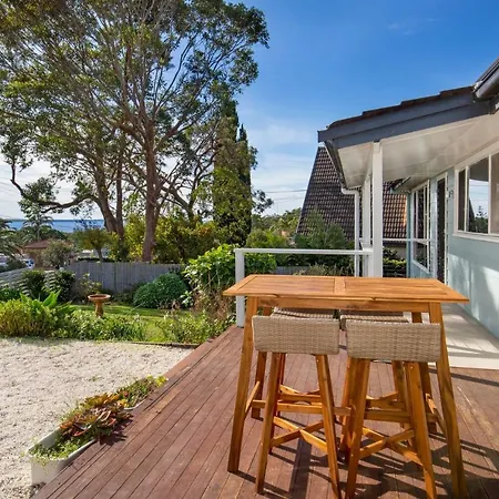 Windansea Cottage Pet Friendly Ocean Glimpses Vincentia Exterior photo