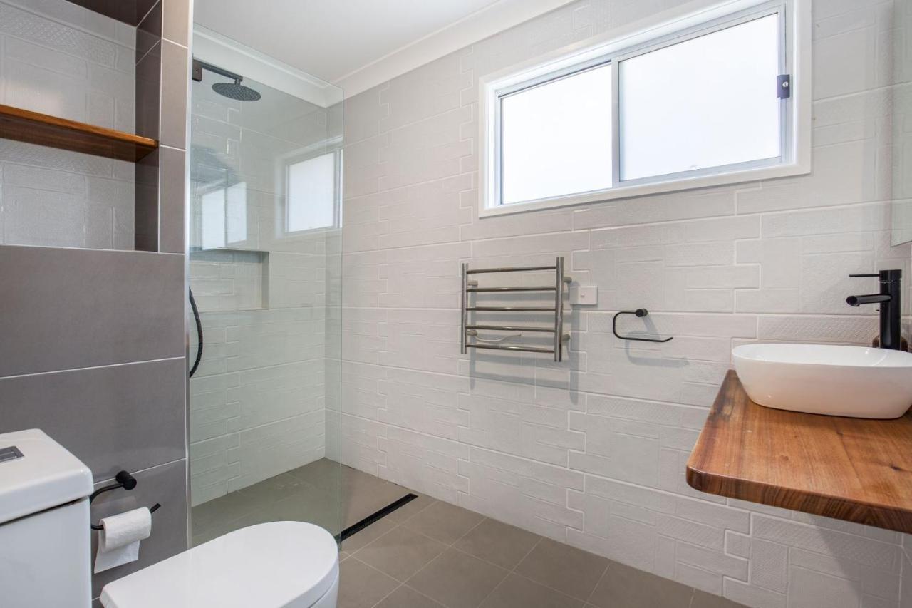 Windansea Pet Friendly Ocean Glimpses Vincentia