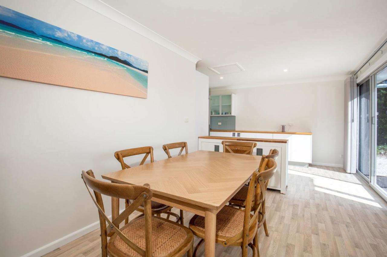Holiday home Windansea Pet Friendly Ocean Glimpses *