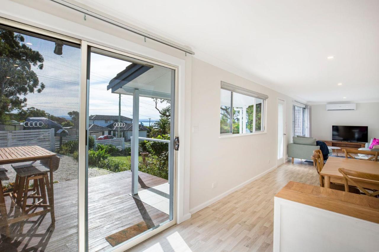 Windansea Pet Friendly Ocean Glimpses Holiday home *